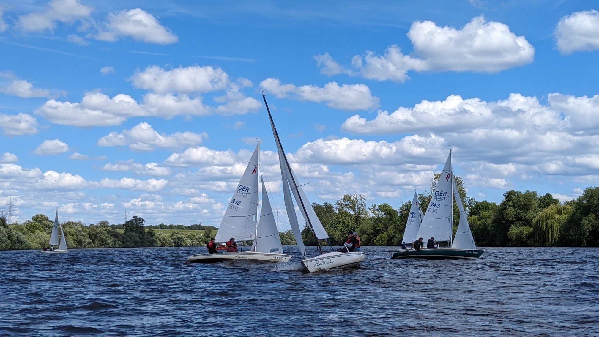 Rasante Regatta zum Clubjubiläum
