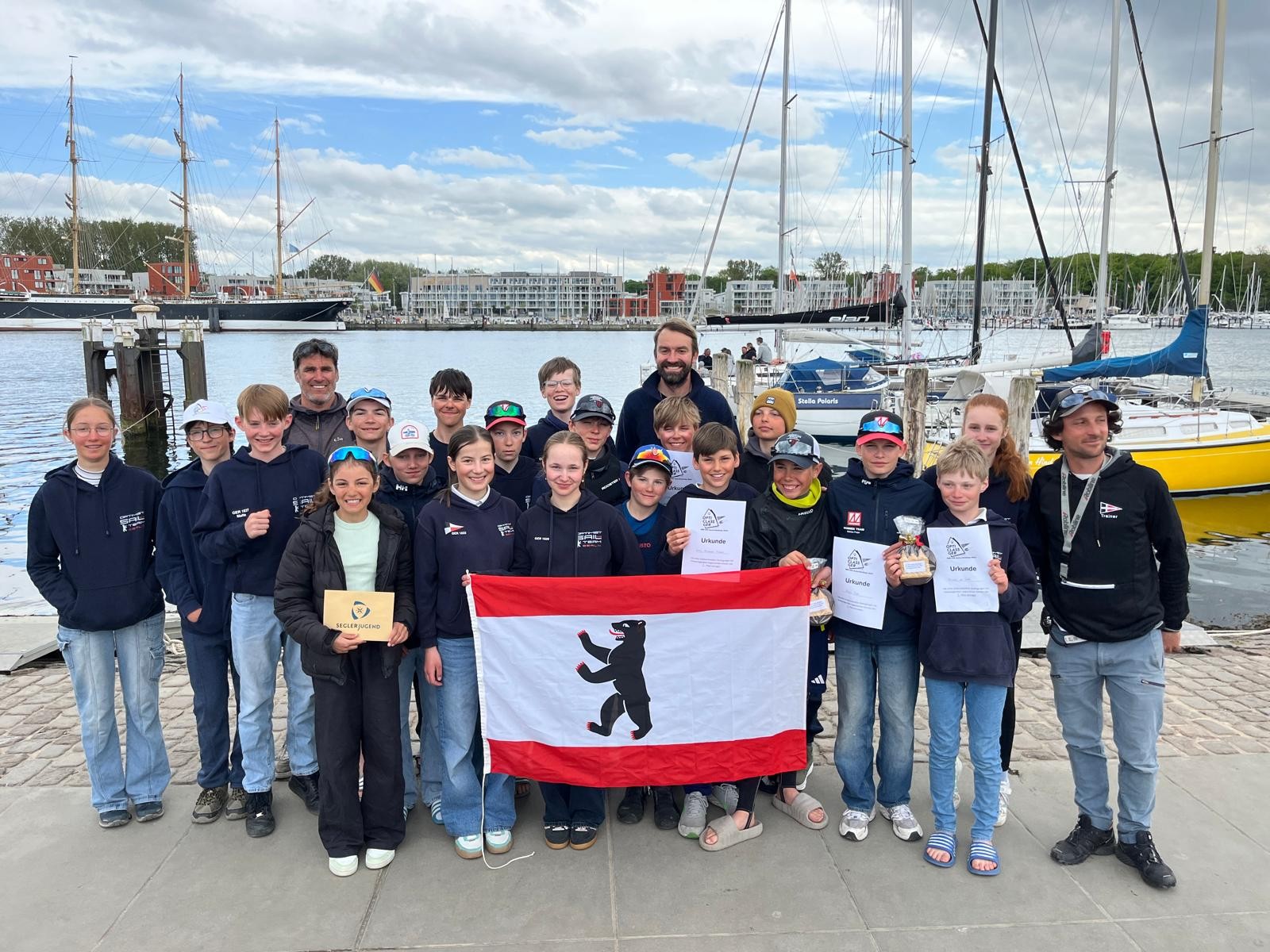 Berliner Opti-Team erfolgreich bei der WM-/EM-Ausscheidung vor Travemünde!